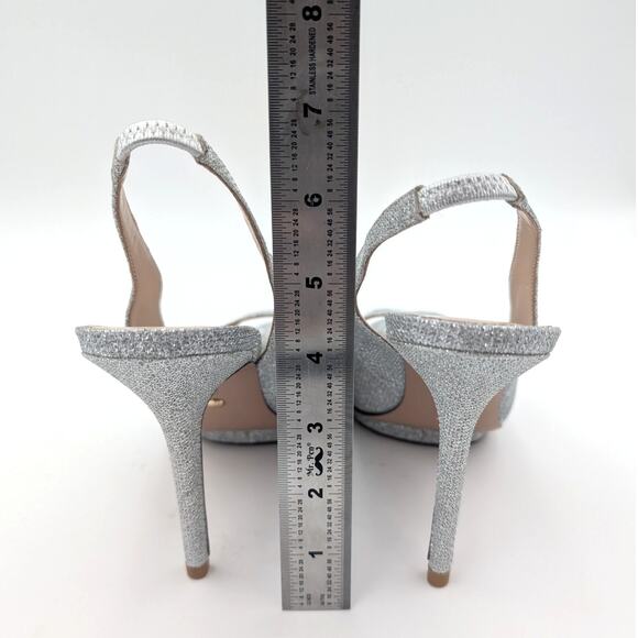 Pelle Moda Rima Metallic Sling Back Pump Women's Silver Size US9M EU40 - Picture 2 of 8